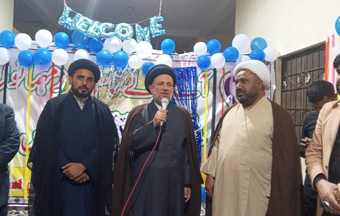 حوزہ علمیہ جامعہ المنتظر لاہور کے زیر انتظام الثائر سکول لاہور میں نجف اشرف عراق سے آئے وفد کے ہمراہ آقائے سید عزالدین الحکیم دام عزہ کی آمد اور طلاب و بچوں کے والدین سے خصوصی خطاب