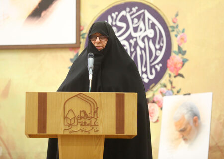 صراط ٹائمز / جامعۃ الزہرا (س) کی مدیرہ محترمہ سیدہ زہرا برقعی کی طالبات کو نصیحت