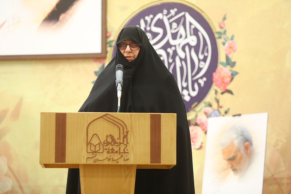 صراط ٹائمز / جامعۃ الزہرا (س) کی مدیرہ محترمہ سیدہ زہرا برقعی کی طالبات کو نصیحت