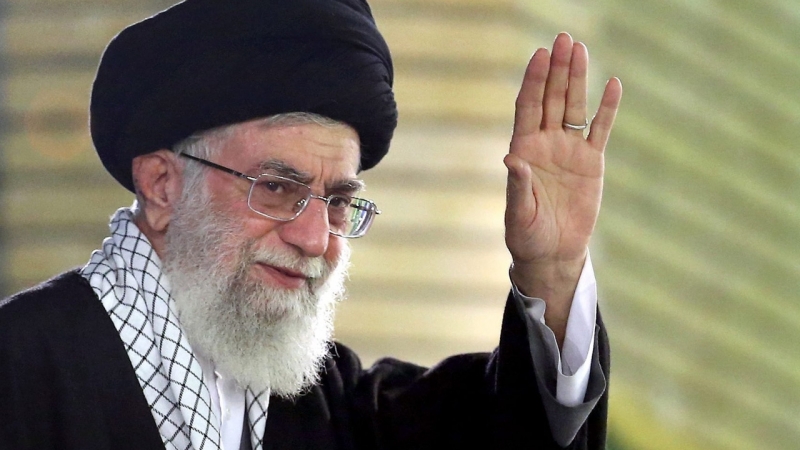 حج واحد عبادت جو مکمل طور پر سیاسی نوعیت کی حامل ہے/ رہبر معظم انقلاب اسلامی آیت اللہ العظمیٰ سید علی خامنہ ای