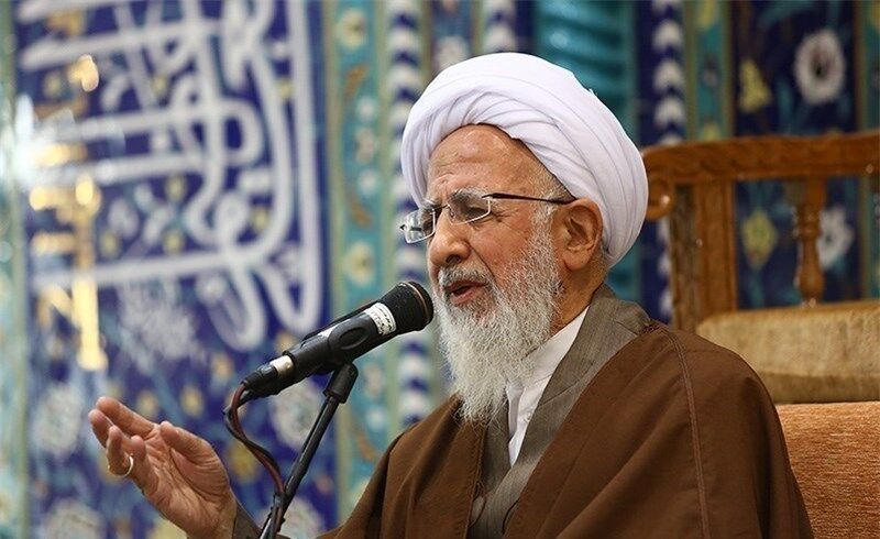 حضرت عباسؑ وفاداری کا حسین پیکر ہیں / آیت اللہ جوادی آملی